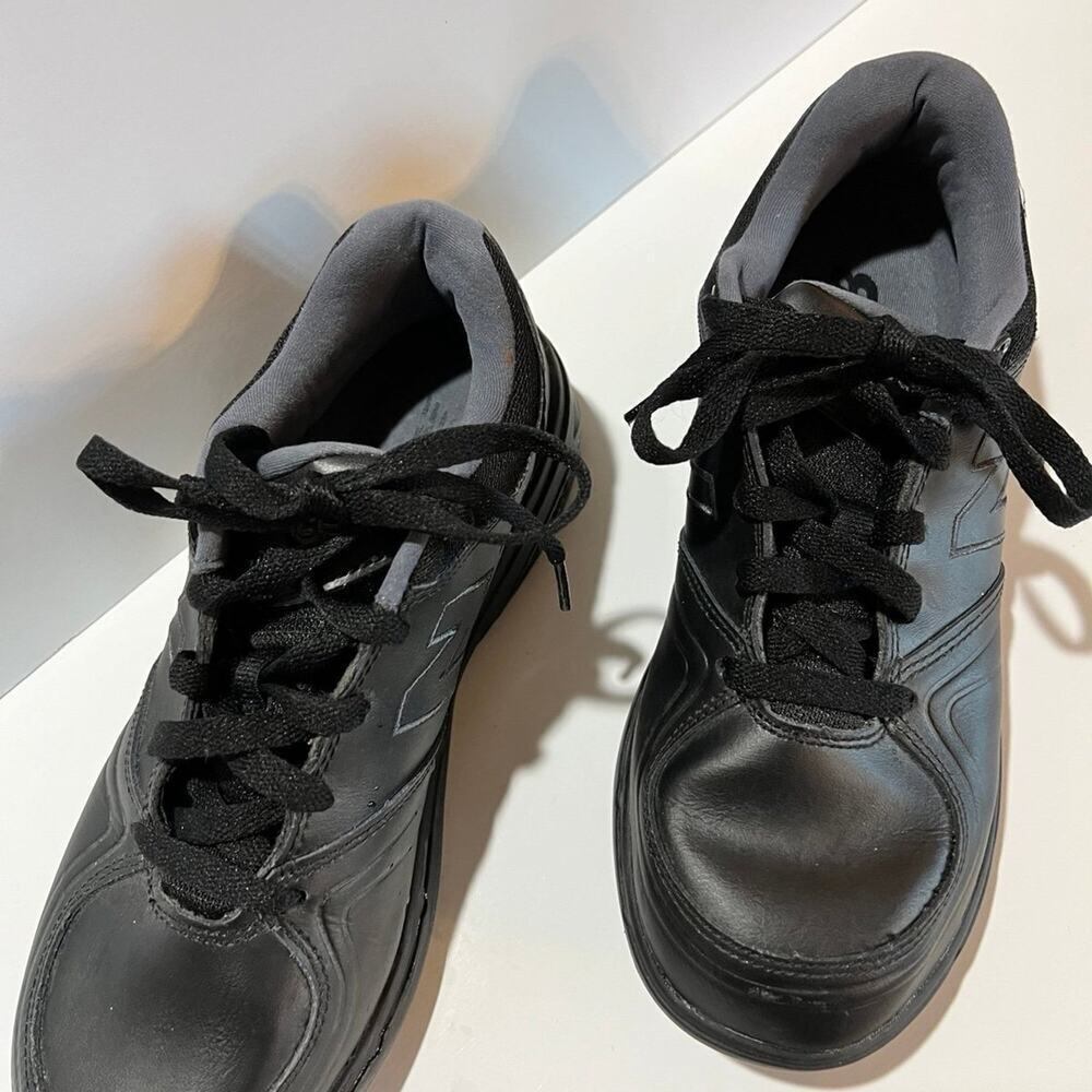 New Balance 813 walking shoe, black, men's size 9 1/2